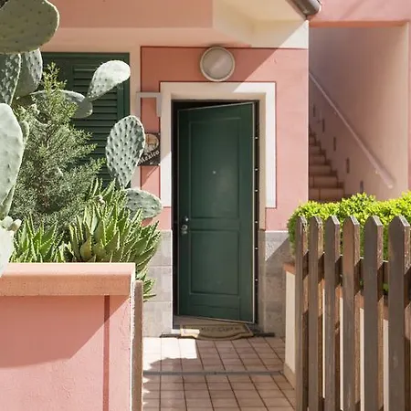 World Village ディアーノ・マリーナ