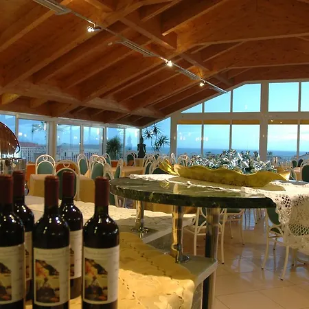 World Village Apart Otel 3*