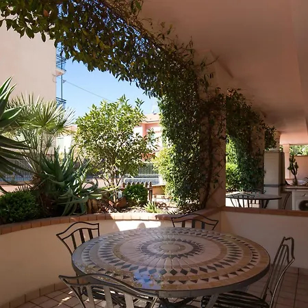 Apart Otel World Village 3*