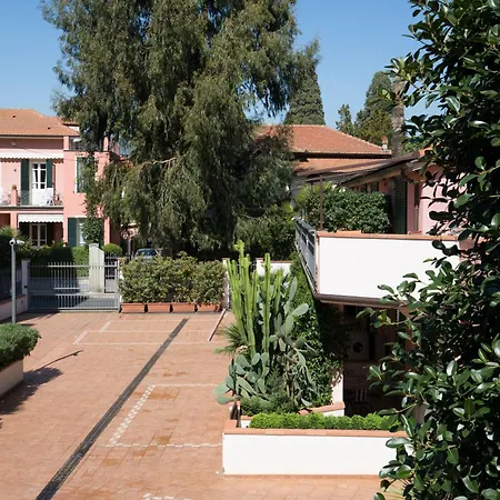 Apart Otel World Village 3*