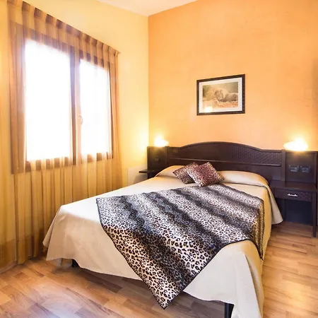 World Village Apart Otel 3*