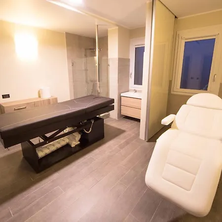 Apartmanhotel World Village 3*
